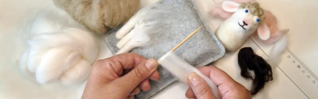 Cómo fieltrar cilindros con needle felting paso a paso 79 Como fieltrar cilindros paso a paso con needle felting