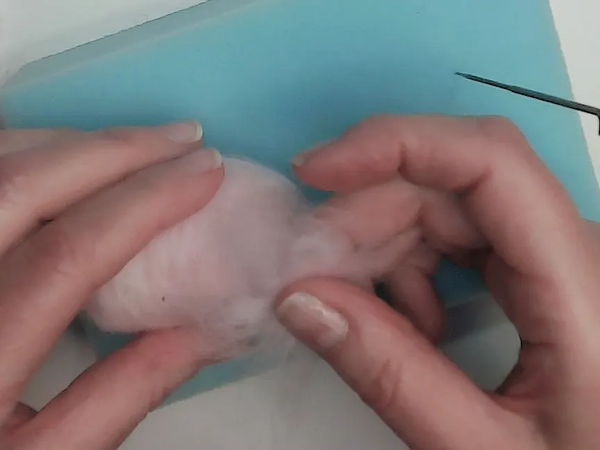 Cómo fieltrar capas de color con needle felting paso a paso 4 Capas 5