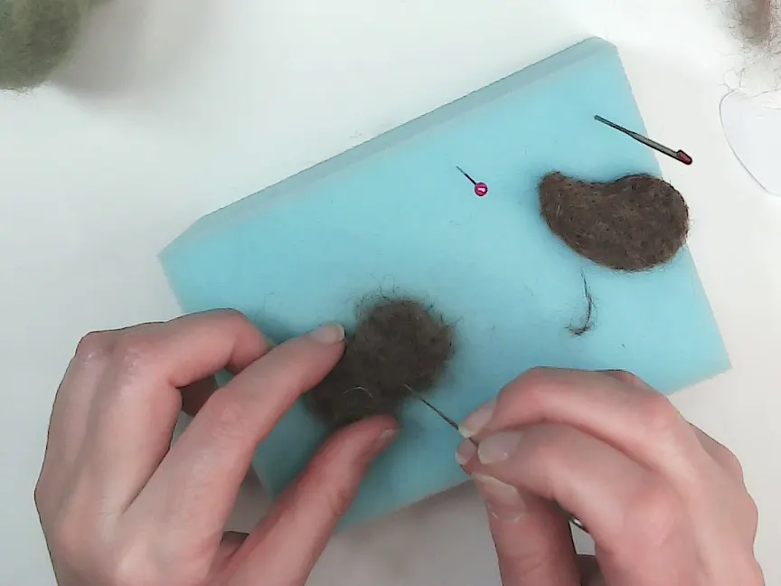 Cómo fieltrar formas planas con needle felting paso a paso 3 Capas color 3