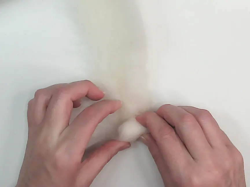 Cómo fieltrar formas redondeadas con needle felting paso a paso 1 Crear Bolas 1