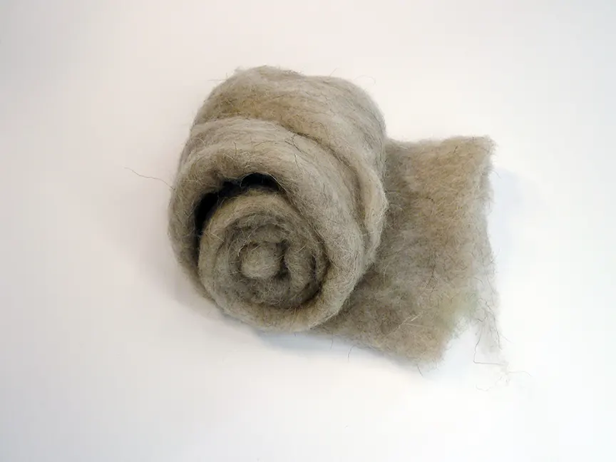 ¿Qué lana usar para fieltrar con aguja? (guía rápida) 1 lana cardada en napa